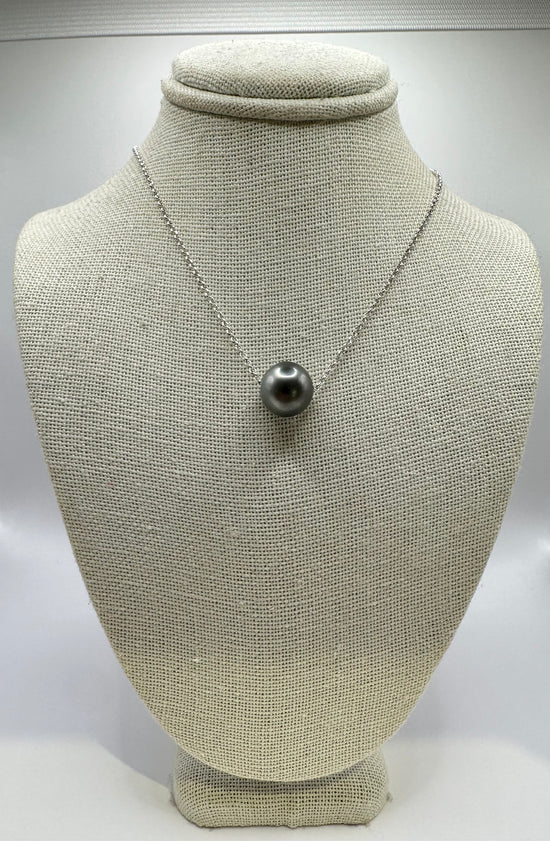 Sterling silver floating Tahitian pearl necklace